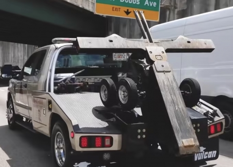 Vulcan 812 autoloader driving in downtown Atlanta, GA