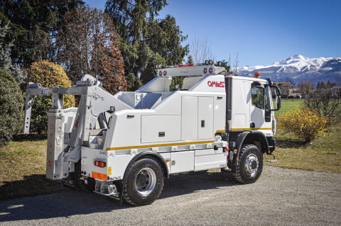 omars light-duty wrecker