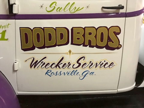 Door panel of Holmes 330 junior showing Dodds Wrecker Service